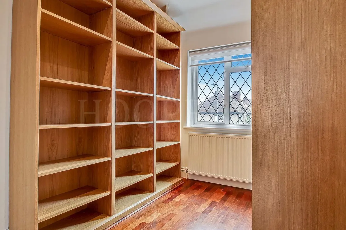 Brook Road, London, NW2