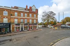 Bridge Road, East Molesey KT8 photo 1