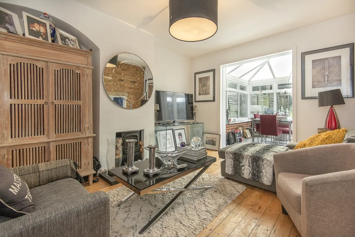Greenstead Gardens London SW15 photo 1