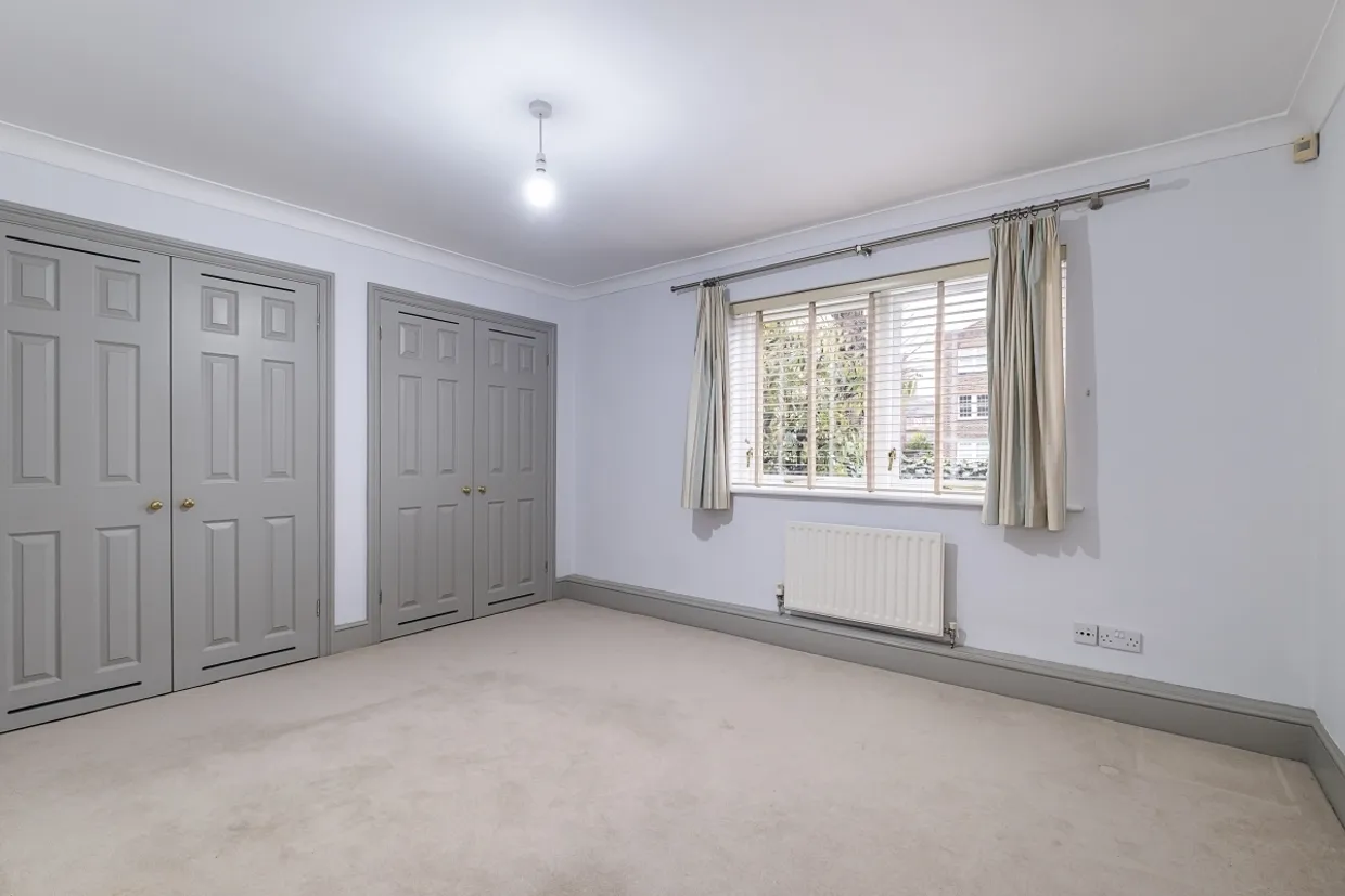 Westergate House Portsmouth Road KT1 photo 3