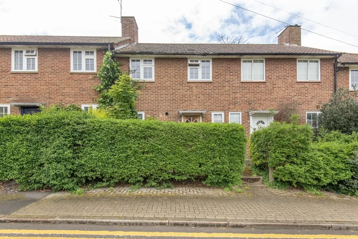 Greenstead Gardens London SW15 photo 12