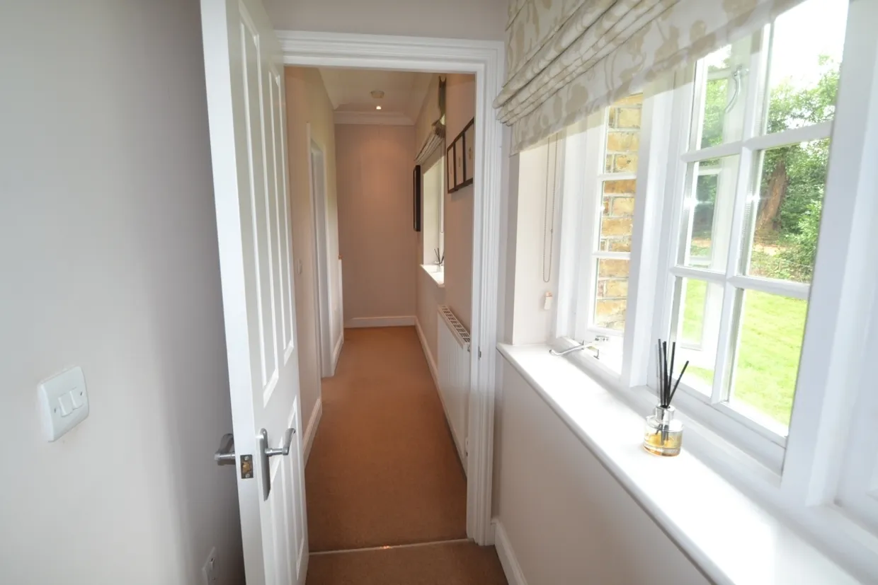 Hedsor Park Taplow SL6 photo 13