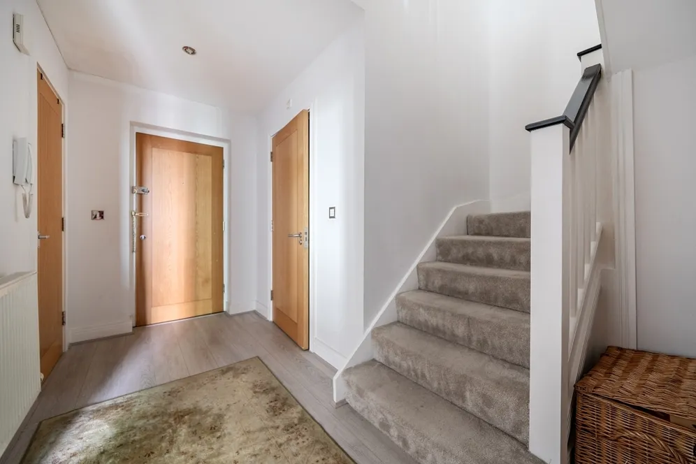 Kingsway London N12 photo 10