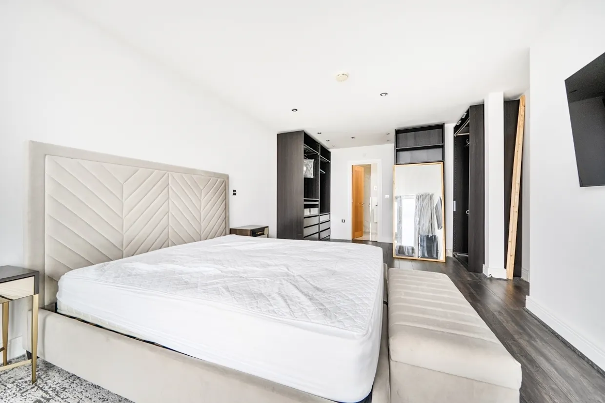 Kingsway London N12 photo 11