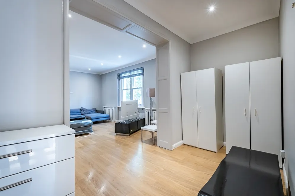 Ovington Square Knightsbridge SW3 photo 4