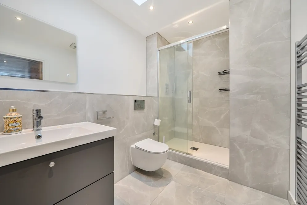 Kingsway London N12 photo 16