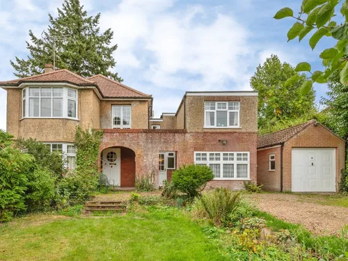 Cromer Road, Aylsham, Norwichphoto