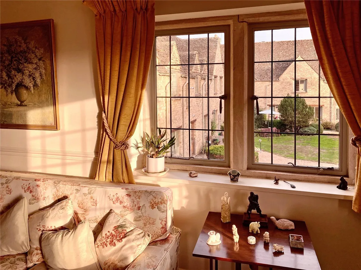 Station Road, Shipton-under-Wychwood, Chipping Norton, Oxfordshire, OX7