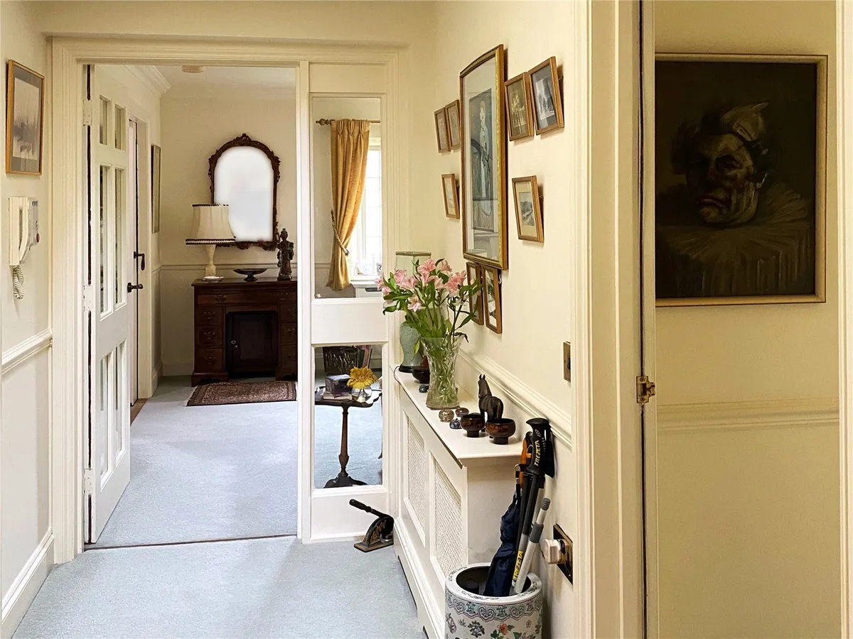 Station Road, Shipton-under-Wychwood, Chipping Norton, Oxfordshire, OX7