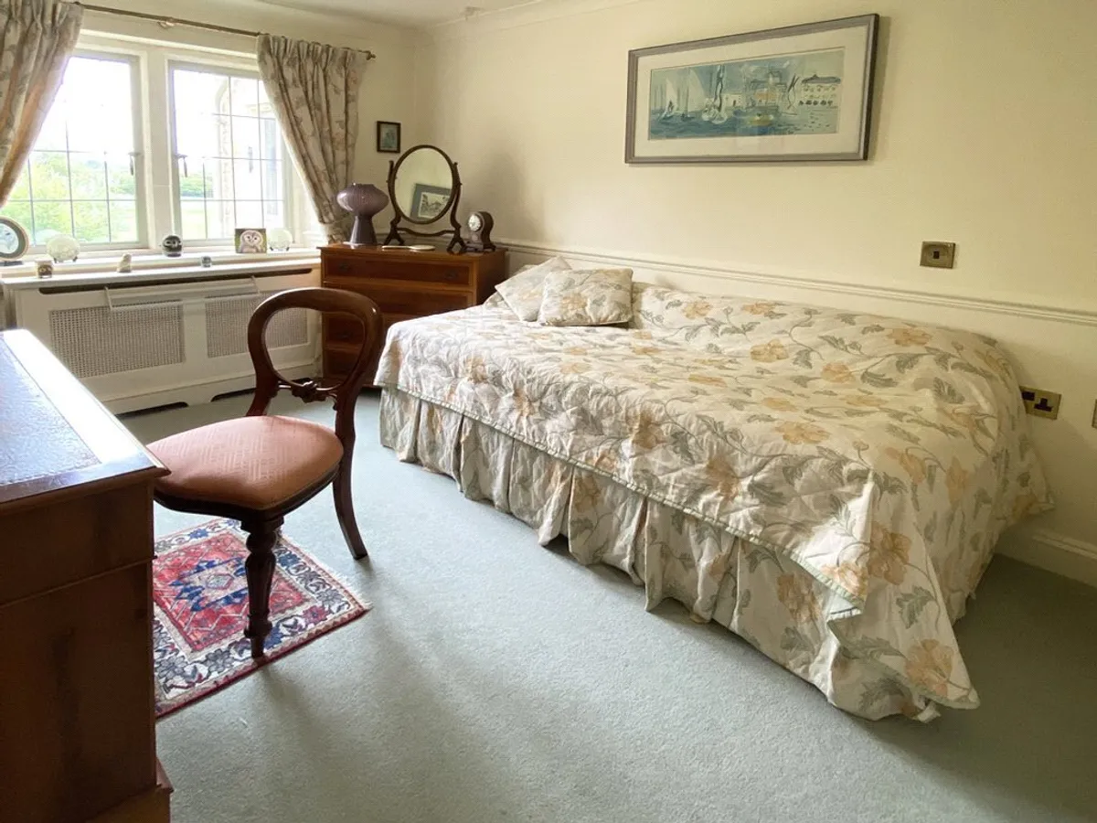 Station Road, Shipton-under-Wychwood, Chipping Norton, Oxfordshire, OX7