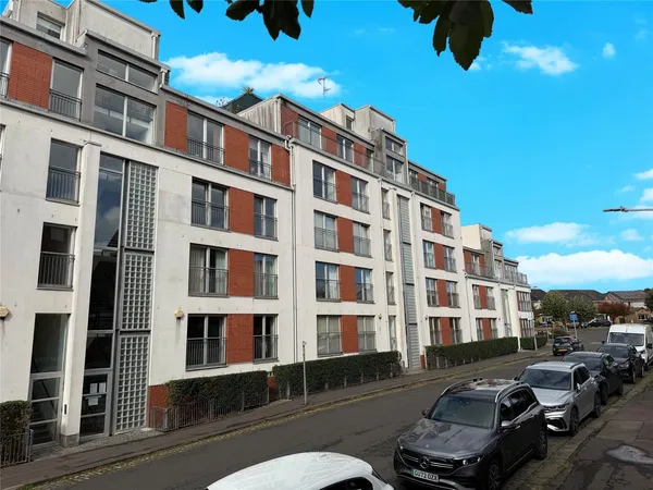 Ascot Gate, Anniesland, Glasgow, G12