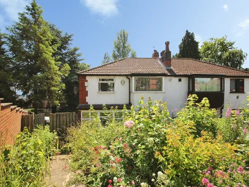 Springbank Crescent, Leedsphoto