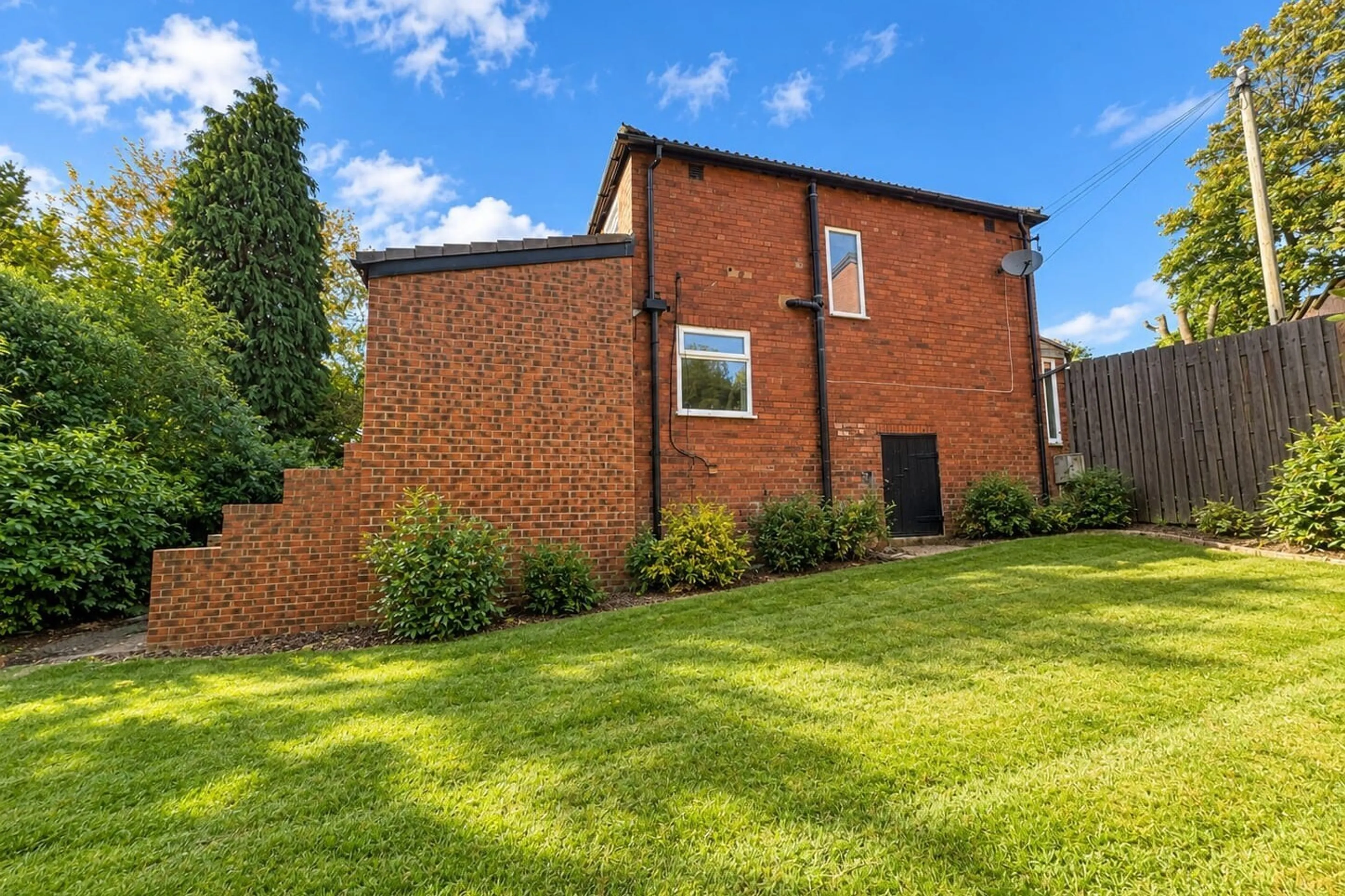 Property at Springbank Crescent, Leeds
