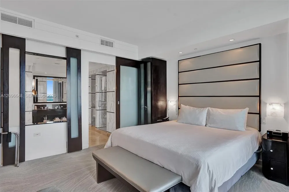 4391 Collins Ave, Miami Beach, FL 33140