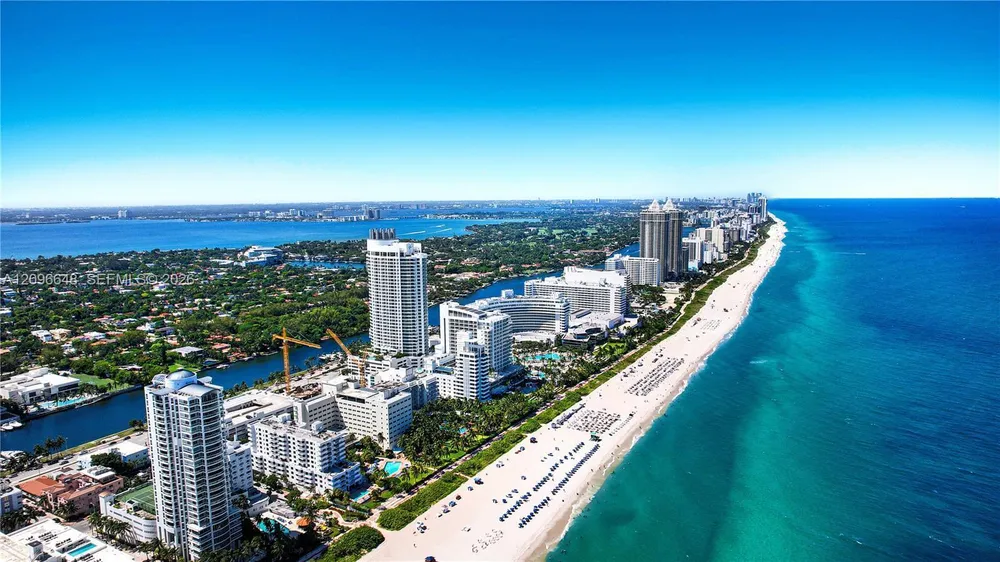 4391 Collins Ave, Miami Beach, FL 33140