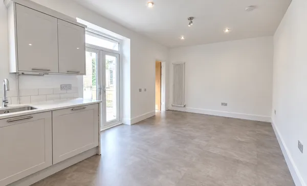 Dean Street BN1 3EG