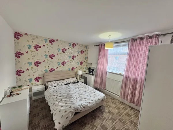 Maskelyne Avenue, Bristol