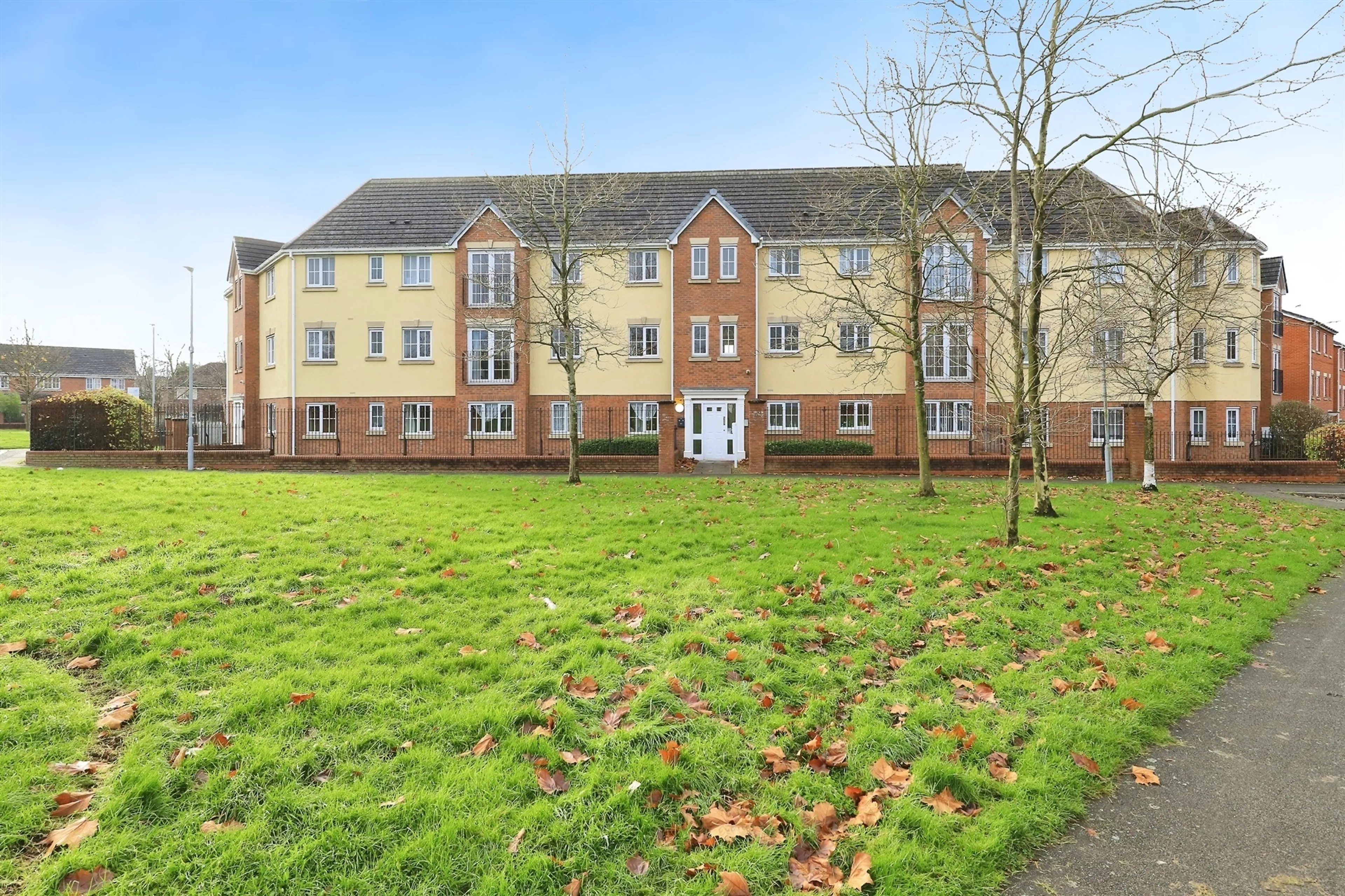 Property photo 1