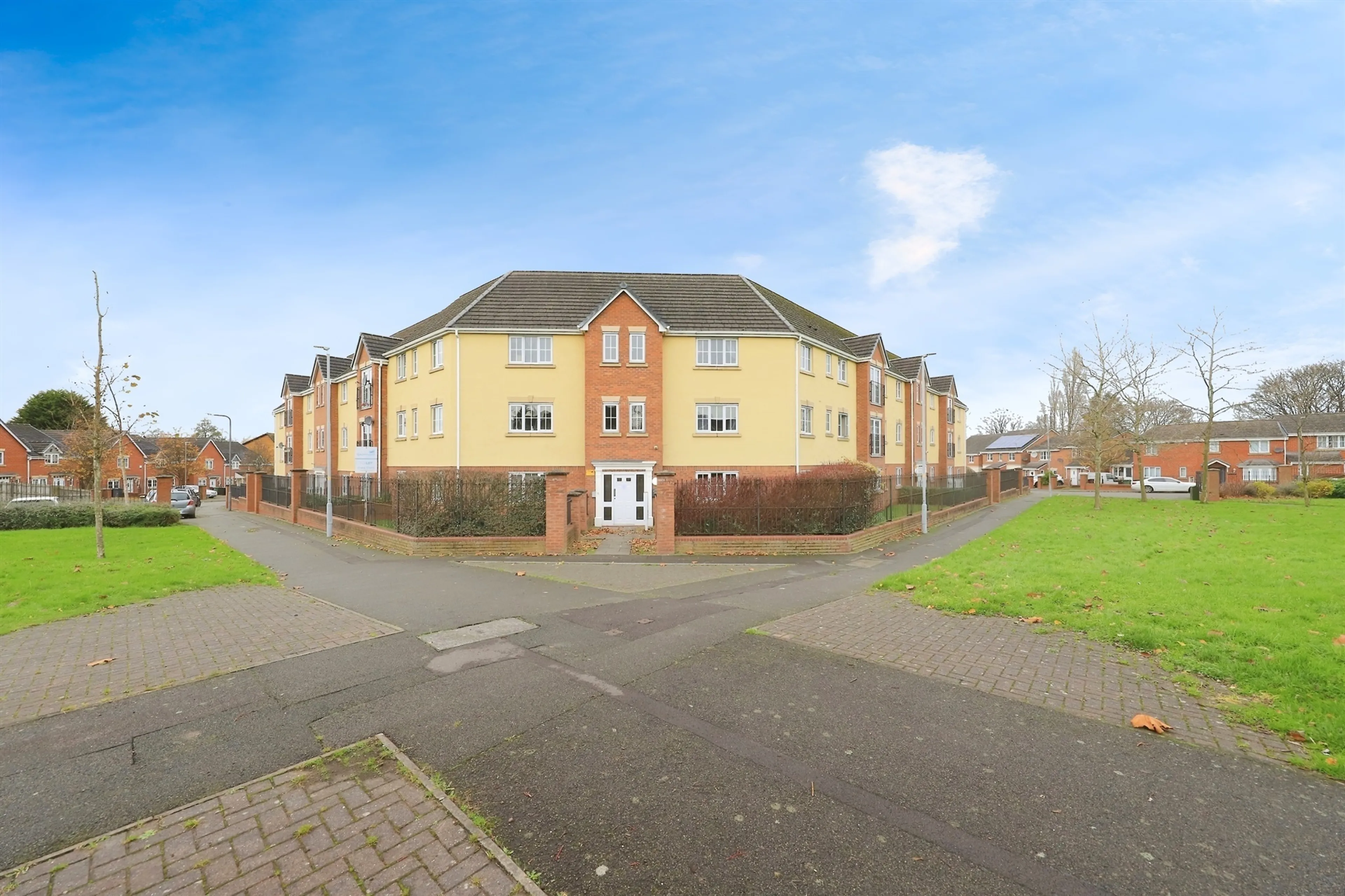 Property photo 0