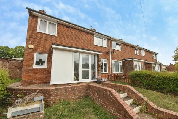 Elaine Close, Exeter, Devon, EX4