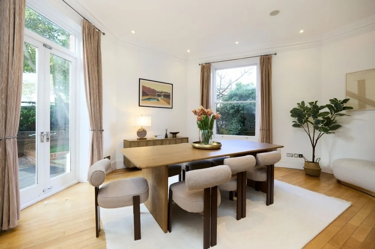Rudall Crescent London NW3 photo 3