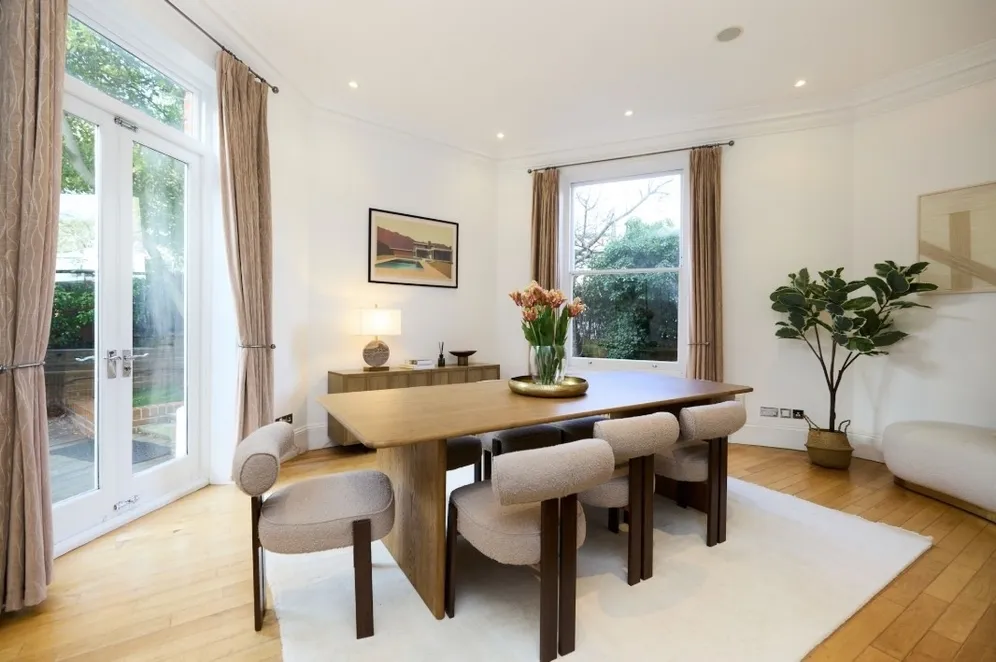 Rudall Crescent London NW3 photo 3