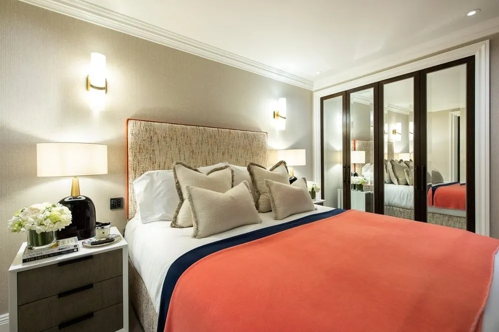 Prince of Wales Terrace London W8 photo 9