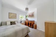 Border Road Haslemere GU27 photo 7