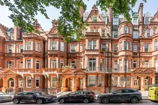 Lower Sloane Street London SW1W photo 8