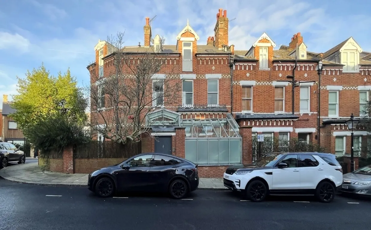 Rudall Crescent London NW3 photo 12