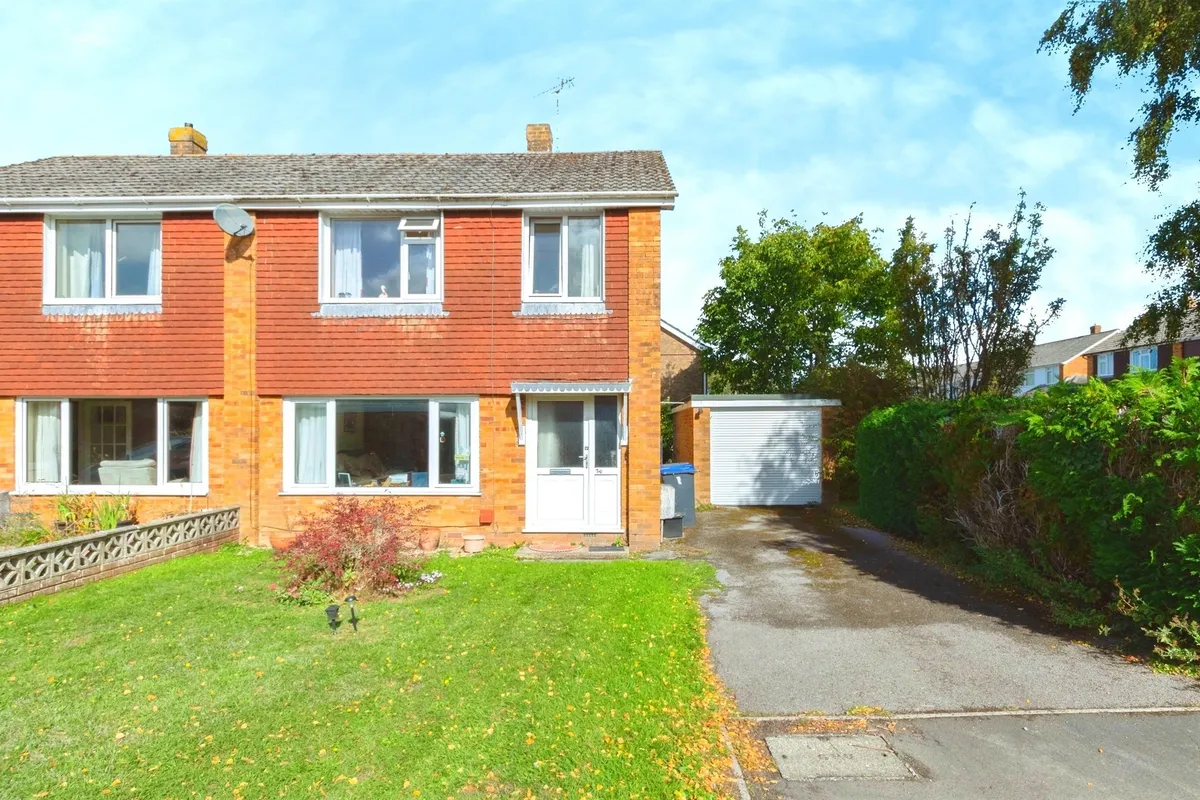 Downlands Close, Downton, Salisbury