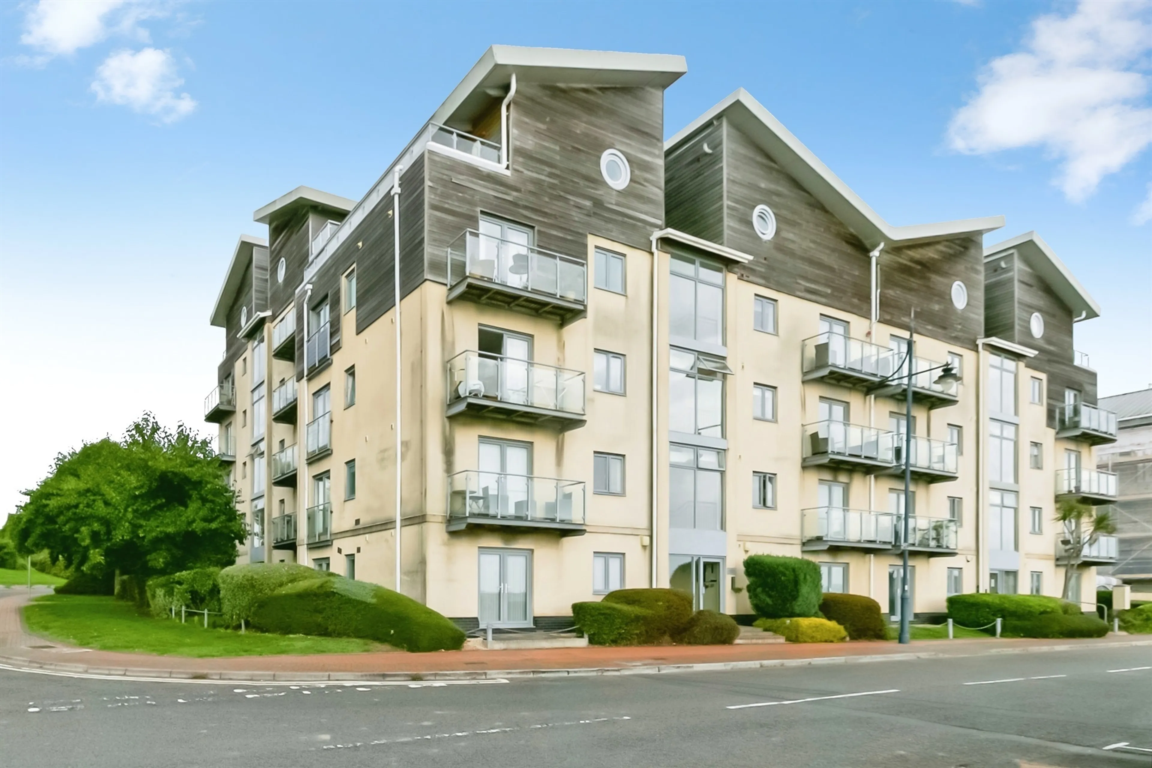 Property at Glanfa Dafydd, Barry