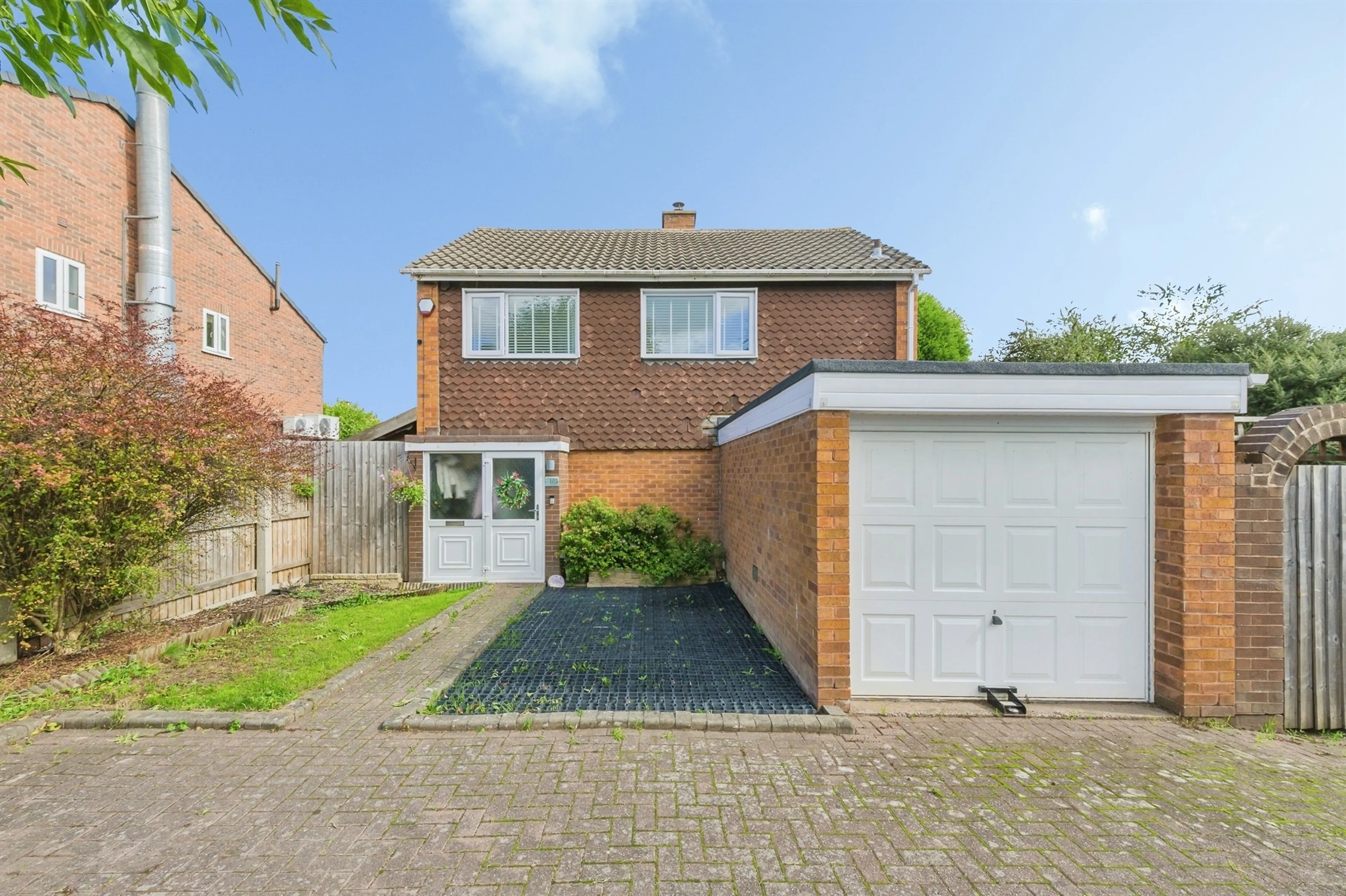 Property at Tamworth Road, Two Gates, Tamworth