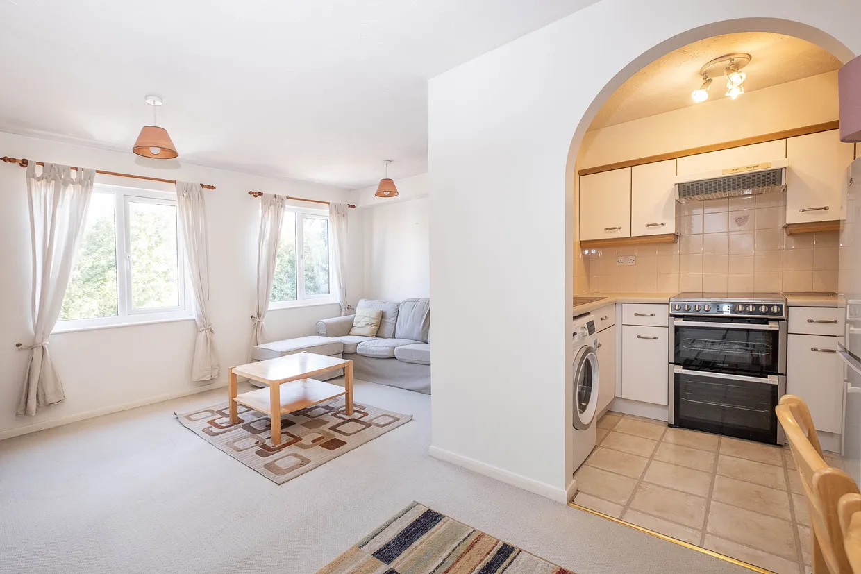 Barnfield Close, London, SW17 photo 4
