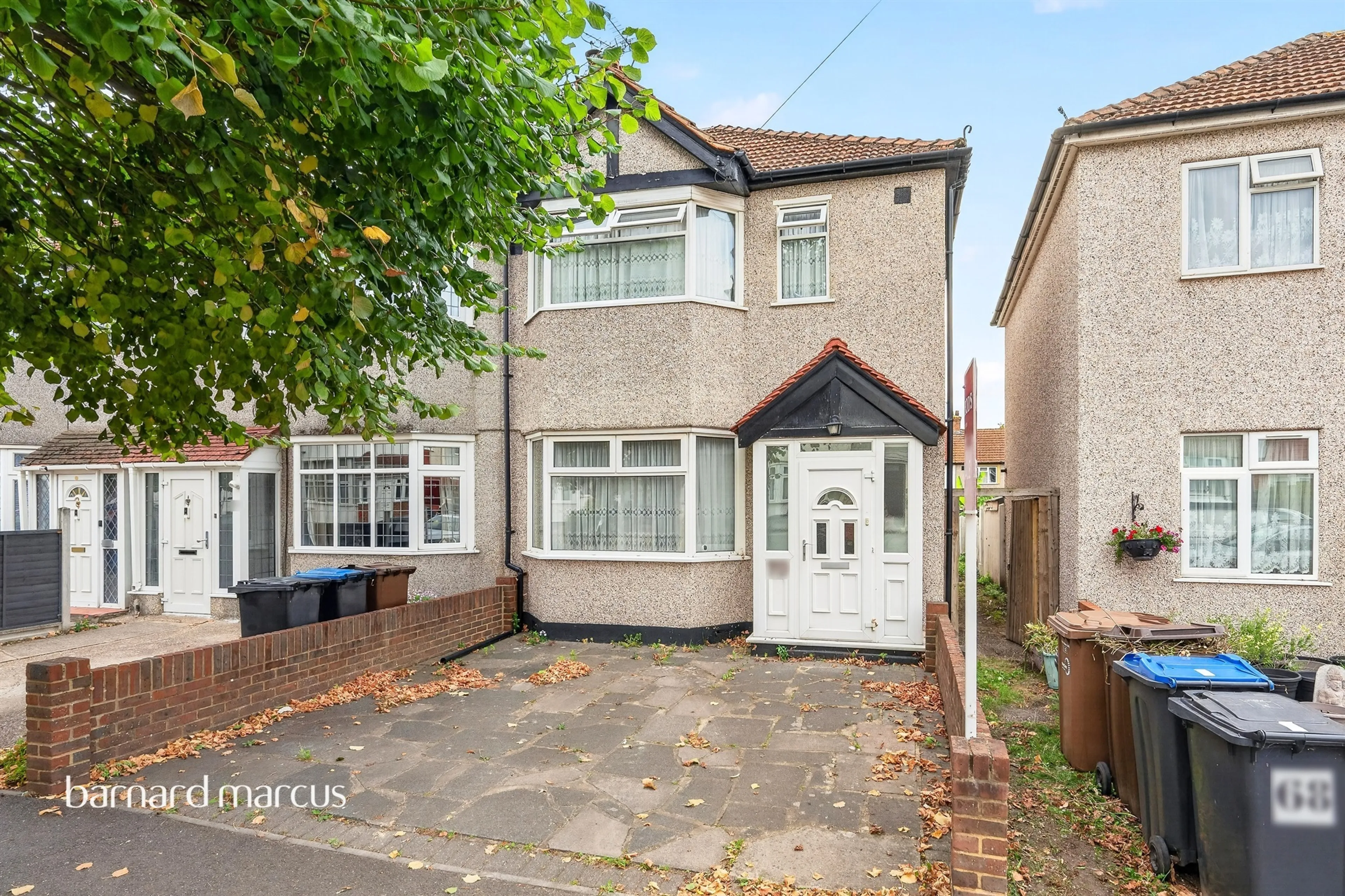 Property at Consfield Avenue, New Malden