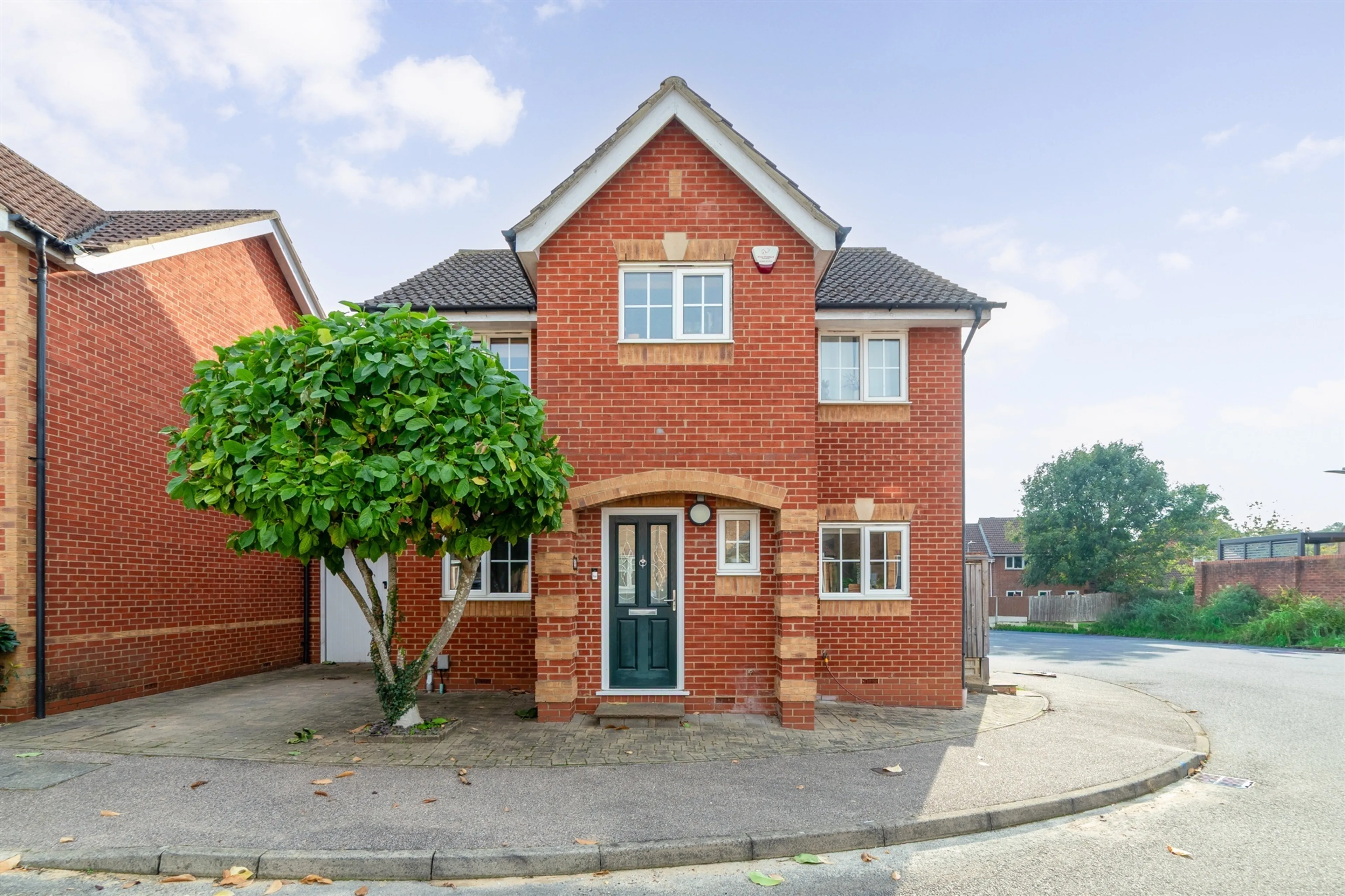 Property at Harvest Lane, Stevenage