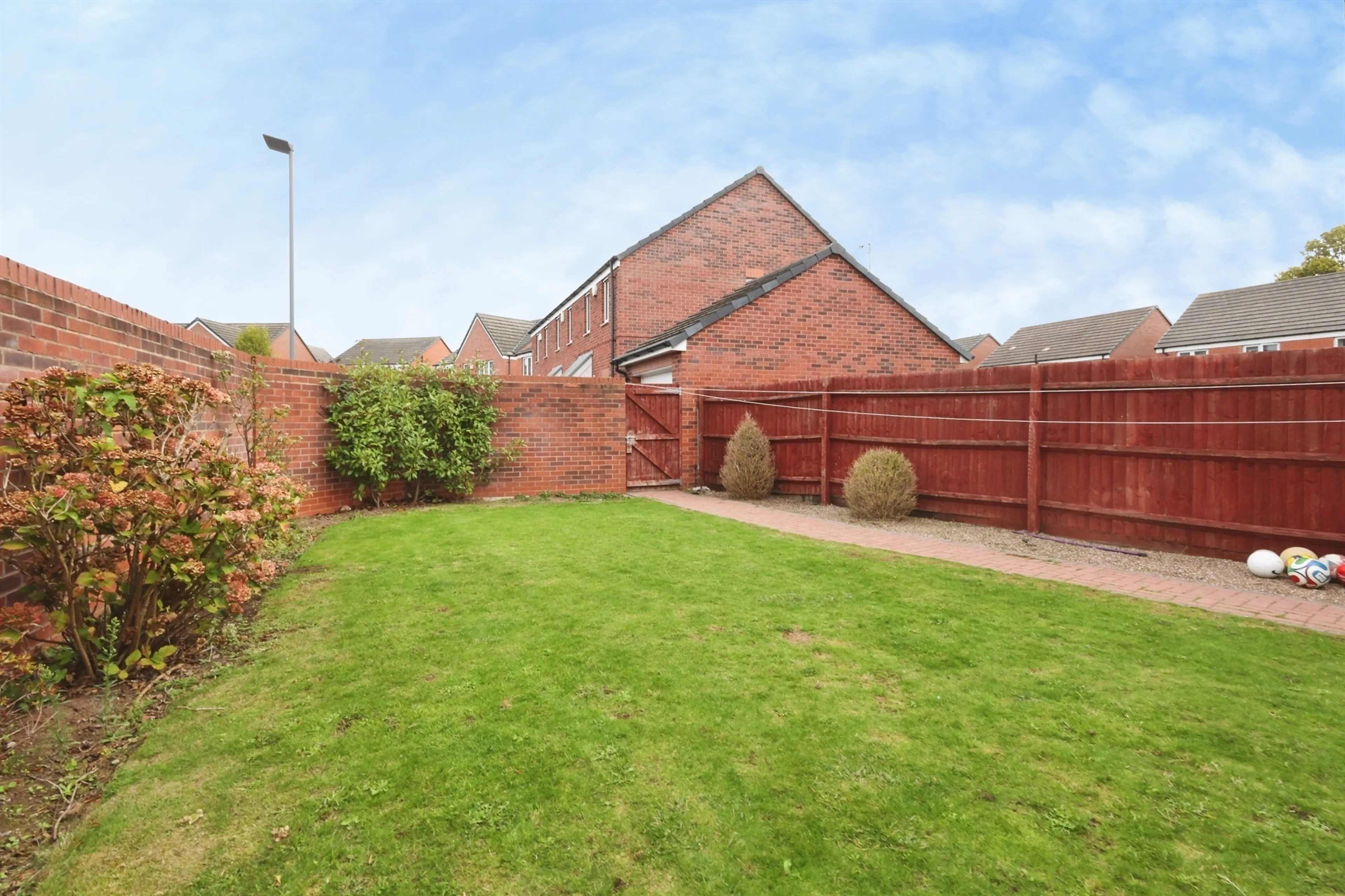 Property photo 31