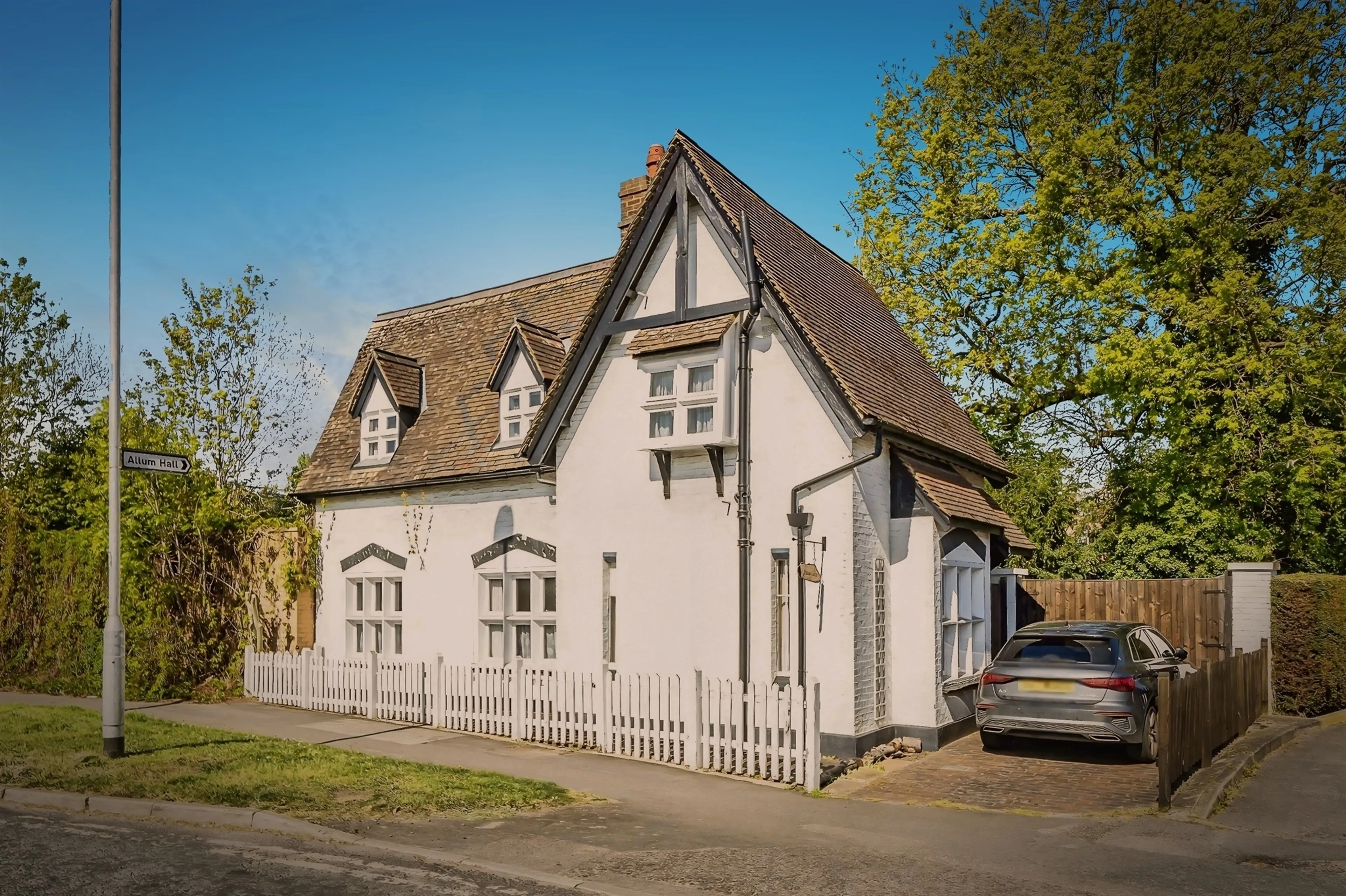 Property photo 0