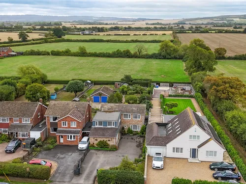 Horton Road, Slapton, Leighton Buzzardphoto