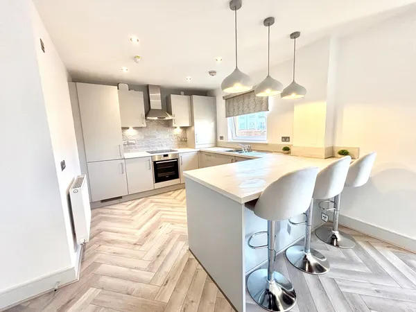 Hawk Avenue, Newton Mearns, G77 6FU