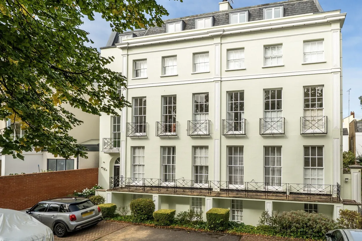 Vittoria Walk, Cheltenham, GL50 photo 1