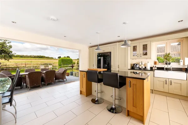 Cotterstock Road, Glapthorn, PE8 photo 2