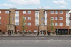 Kingston Road, London, SW20 photo 13