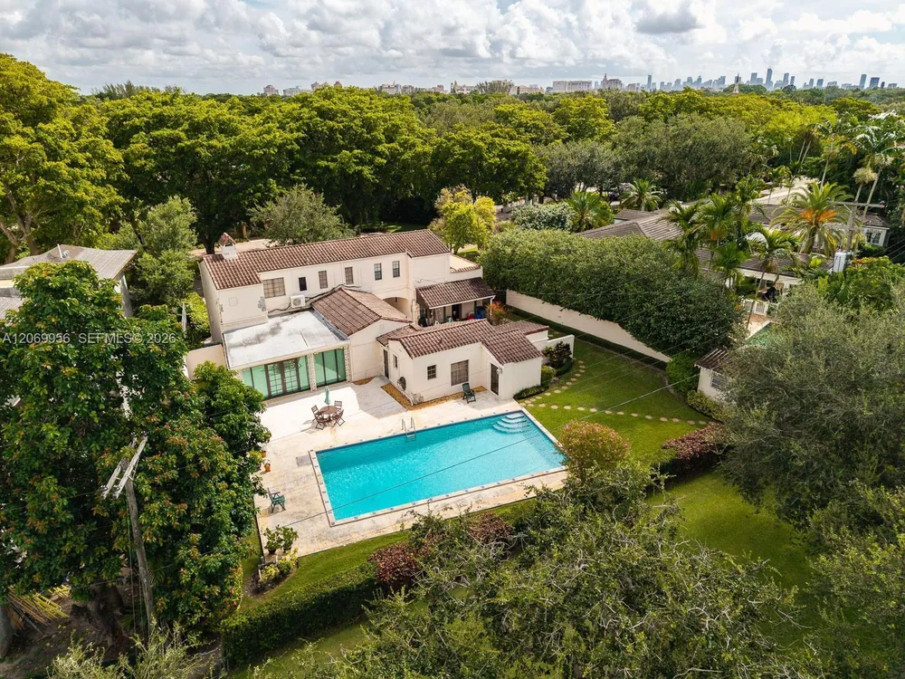 4128 Pinta Ct, Coral Gables, FL 33146