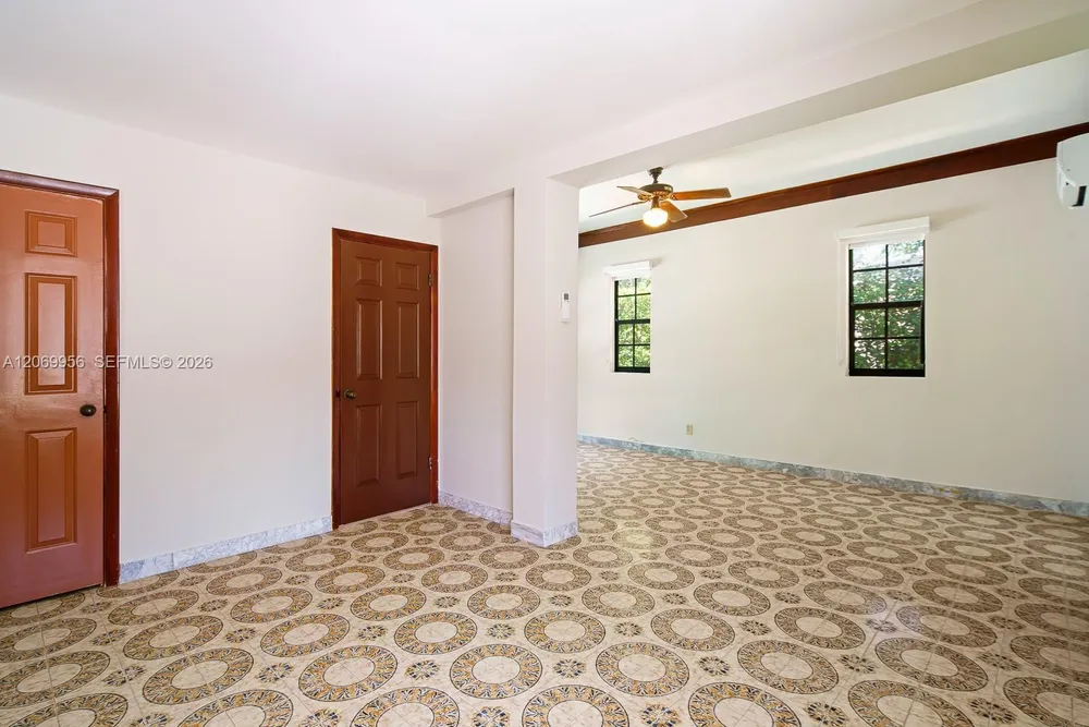 4128 Pinta Ct, Coral Gables, FL 33146