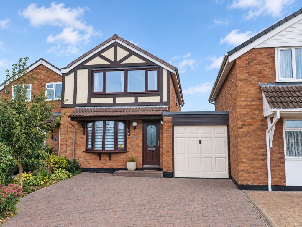Norfolk Crescent , Nuneaton Image 1