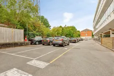 Russell Way, Crawley