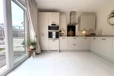 Saturn Drive, CHESTER