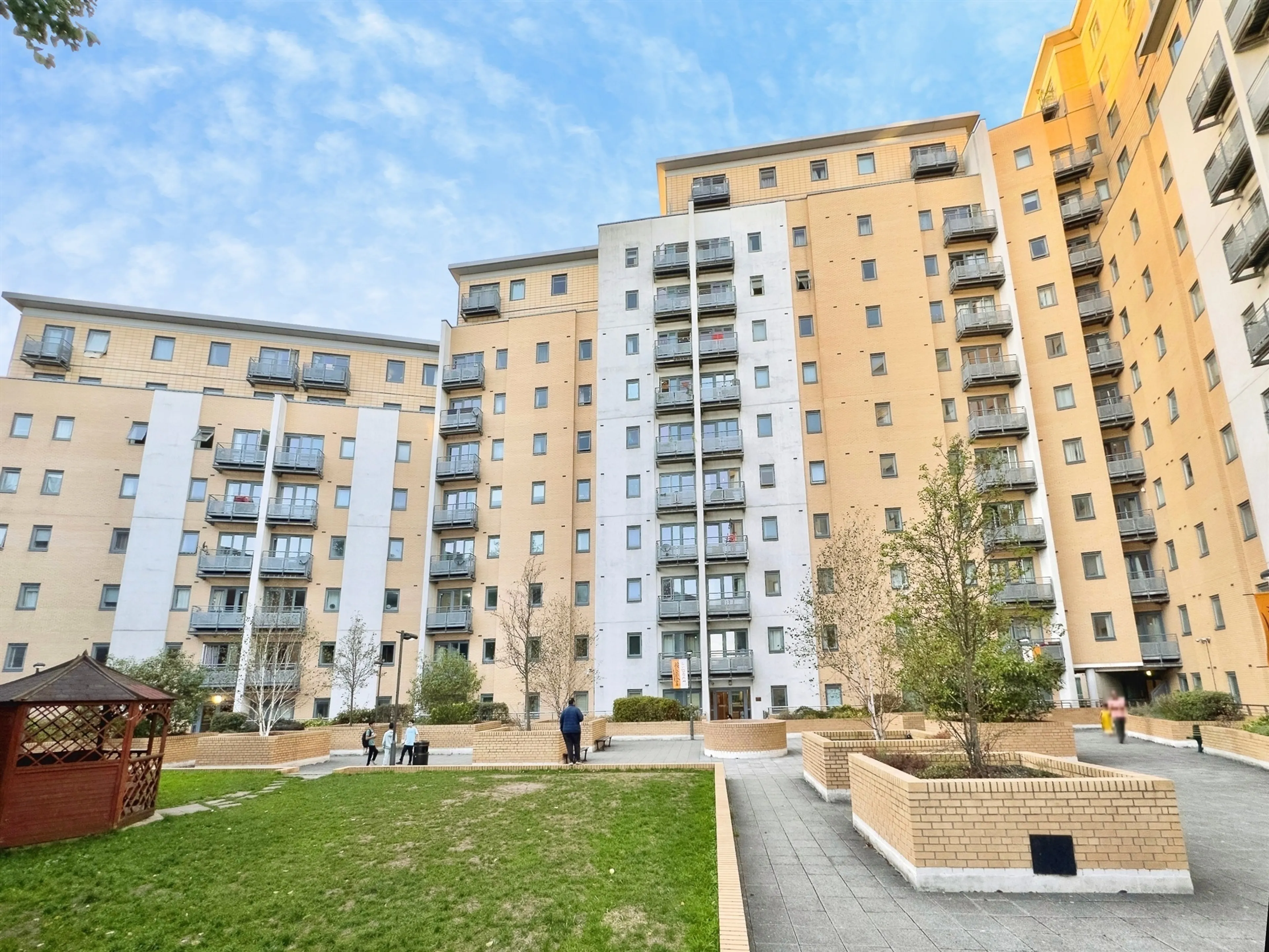 Property at Elmwood Lane, Leeds