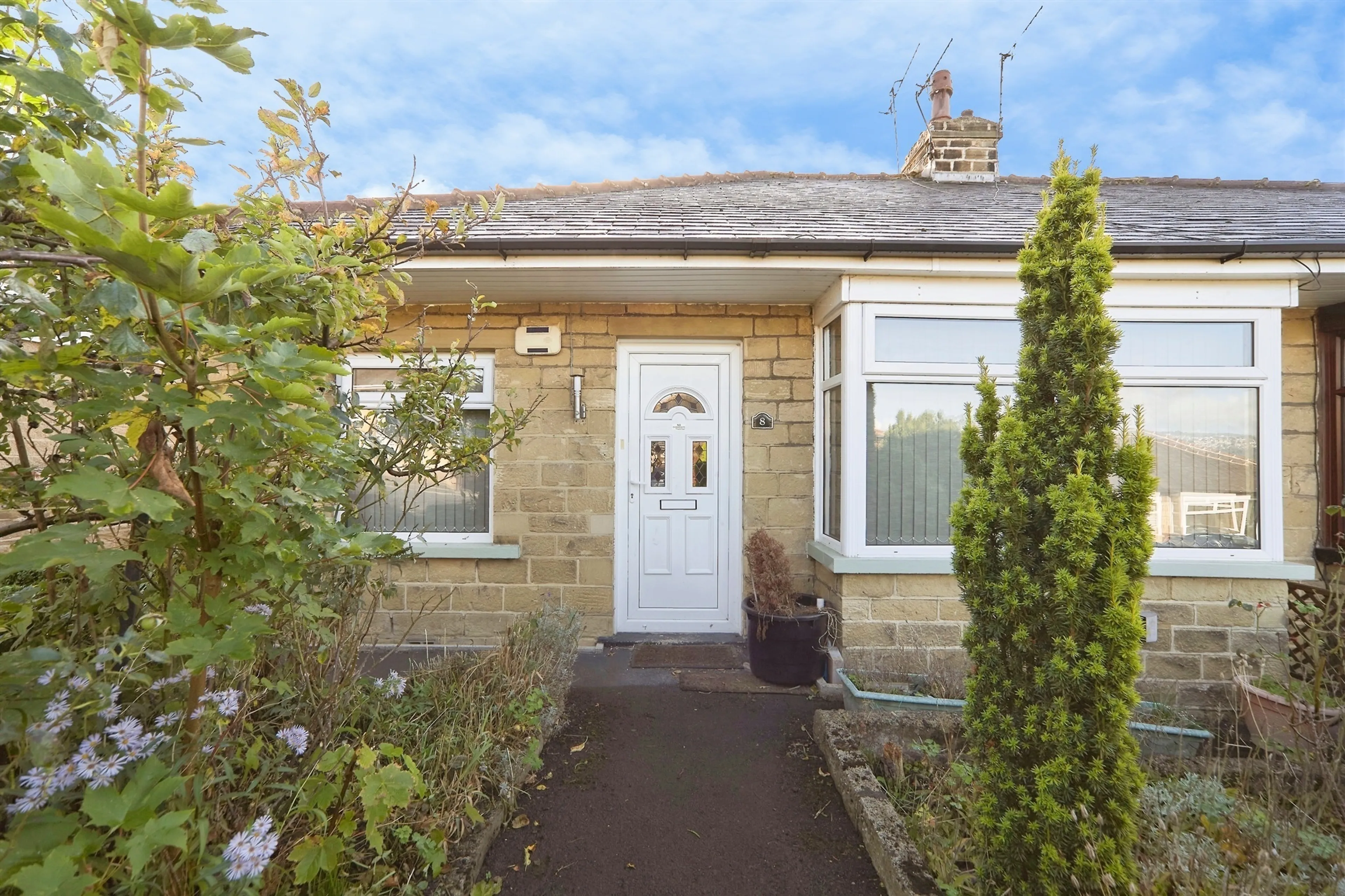 Property at Aireville Mount, Sandbeds, Keighley